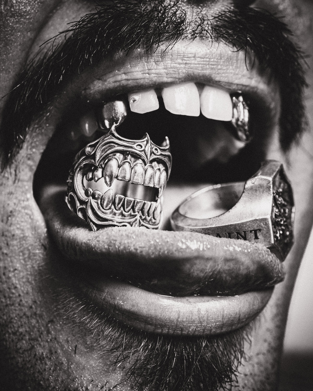 ANILLO VAMPYRO